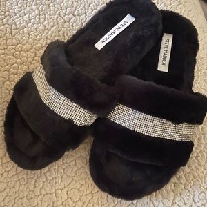Steve Madden Mandi fur slides